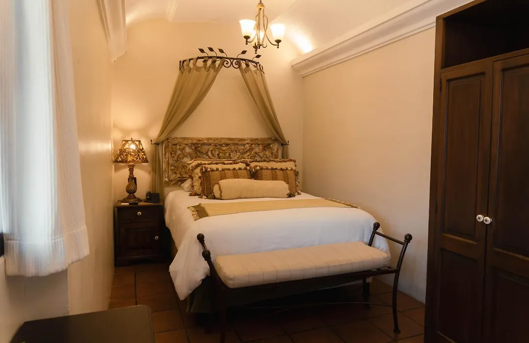 Los Pasos Boutique Hotel & Spa-1